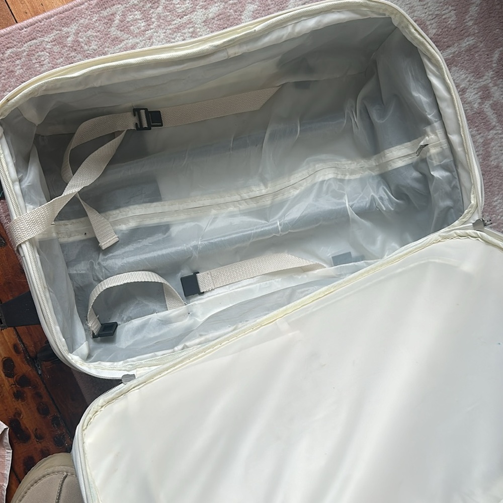 Suitcase set - Picture 4 of 5